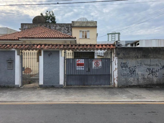 Terreno à Venda, 670 m² em Centro - Macaé