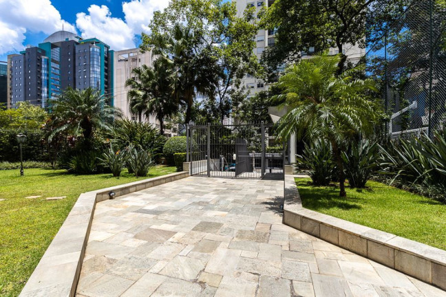 Imagem Imóvel com 4 Quartos à Venda,  em Indianópolis - São Paulo
