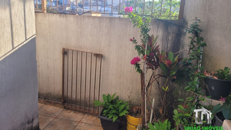Imagem Casa com 2 Quartos à Venda, 48 m² em Centro - Bragança Paulista