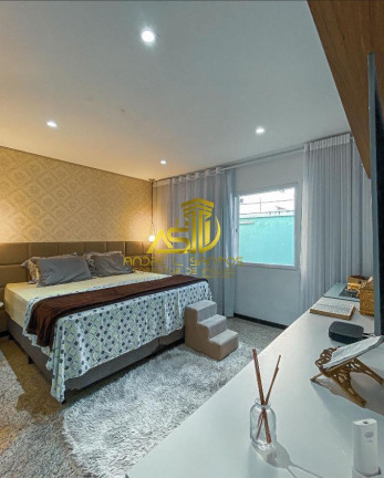 Imagem Casa com 3 Quartos à Venda, 350 m² em Canto Do Forte - Praia Grande Imagem Casa com 3 Quartos à Venda, 350 m² em Canto Do Forte - Praia Grande