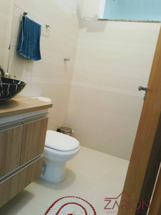 Imagem Casa com 4 Quartos à Venda, 230 m² em Piracangaguá - Taubaté