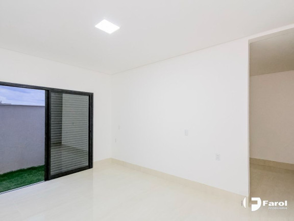 Imagem Casa de Condomínio com 4 Quartos à Venda, 215 m² em Residencial Goiânia Golfe Clube - Goiânia Imagem Casa de Condomínio com 4 Quartos à Venda, 215 m² em Residencial Goiânia Golfe Clube - Goiânia