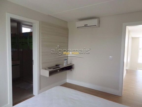 Casa com 4 Quartos à Venda, 300 m² em Condominio Celebration - Xangri-lá