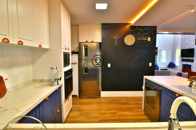 Imagem Casa com 3 Quartos à Venda, 450 m² em Alto Petrópolis - Porto Alegre Imagem Casa com 3 Quartos à Venda, 450 m² em Alto Petrópolis - Porto Alegre