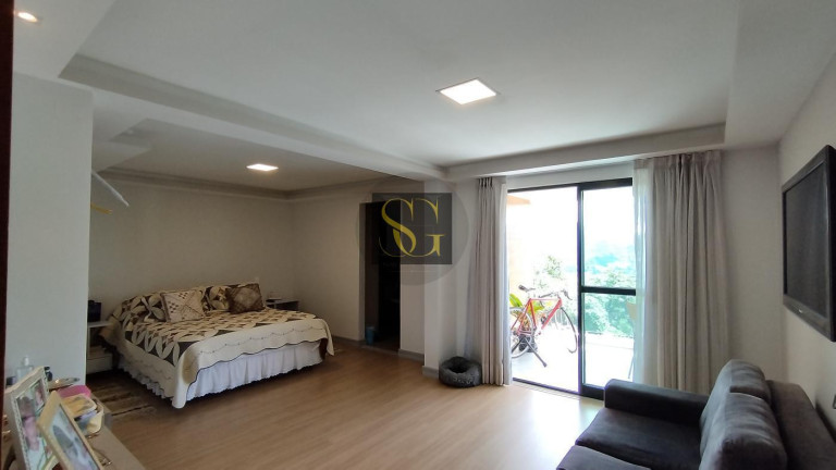 Imagem Casa com 3 Quartos à Venda, 682 m² em Parque Do Ingá - Teresópolis