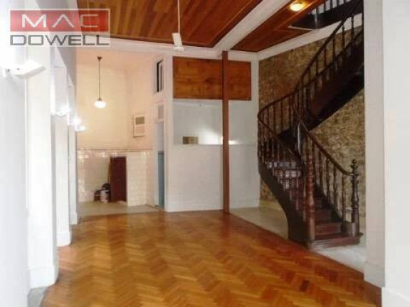 Imagem Casa com 9 Quartos à Venda, 422 m² em Santa Teresa / Rio De Janeiro / Rj - Rio De Janeiro Imagem Casa com 9 Quartos à Venda, 422 m² em Santa Teresa / Rio De Janeiro / Rj - Rio De Janeiro