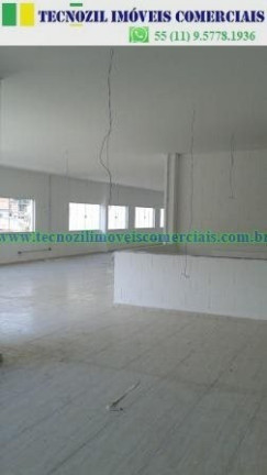 Imagem Imóvel Comercial para Alugar, 2.000 m² em Jardim Leda (fazendinha) - Santana De Parnaíba