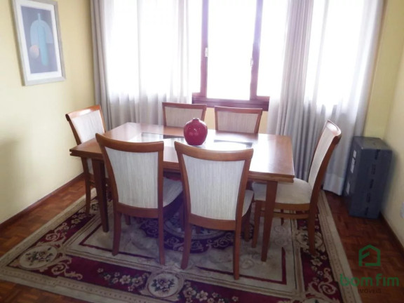 Imagem Apartamento com 3 Quartos à Venda, 127 m² em Higienópolis - Porto Alegre Imagem Apartamento com 3 Quartos à Venda, 127 m² em Higienópolis - Porto Alegre