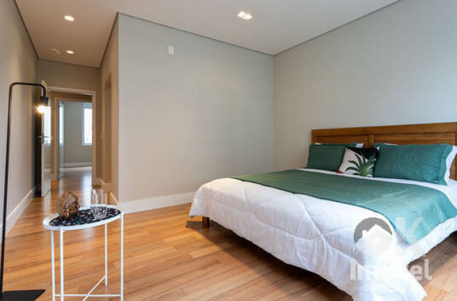 Imagem Apartamento com 3 Quartos à Venda, 252 m² em Higienópolis - São Paulo Imagem Apartamento com 3 Quartos à Venda, 252 m² em Higienópolis - São Paulo