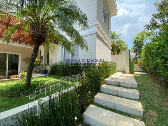 Imagem Casa com 6 Quartos à Venda, 720 m² em Alphaville Residencial Um - Barueri Imagem Casa com 6 Quartos à Venda, 720 m² em Alphaville Residencial Um - Barueri