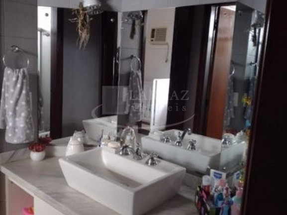 Imagem Imóvel com 3 Quartos à Venda, 150 m² em Centro - Ribeirão Preto Imagem Imóvel com 3 Quartos à Venda, 150 m² em Centro - Ribeirão Preto