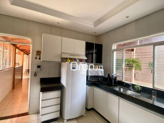Imagem Sobrado com 3 Quartos à Venda, 400 m² em Jardim Guanabara - Goiânia Imagem Sobrado com 3 Quartos à Venda, 400 m² em Jardim Guanabara - Goiânia