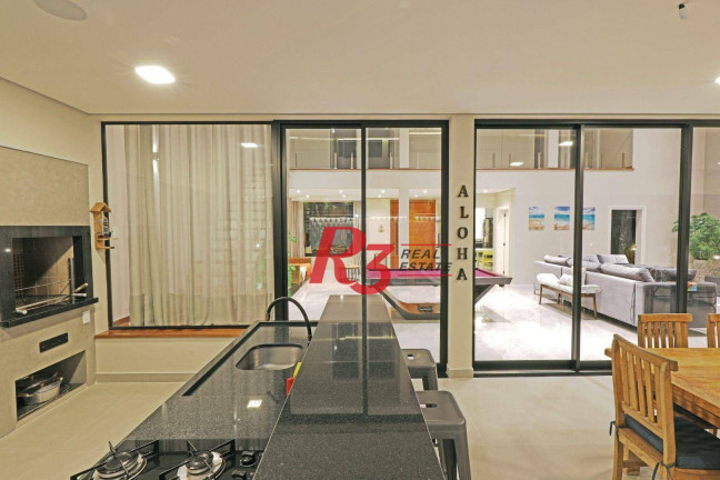 Imagem Casa com 5 Quartos à Venda, 350 m² em Acapulco - Guarujá Imagem Casa com 5 Quartos à Venda, 350 m² em Acapulco - Guarujá