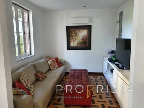 Imagem Casa com 6 Quartos à Venda, 550 m² em Jardim Botanico - Rio De Janeiro