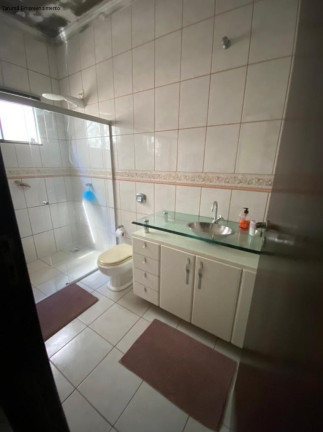 Imagem Imóvel com 3 Quartos à Venda,  em Centro - Sinop