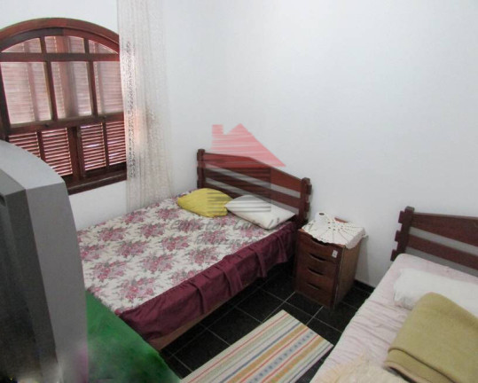 Imagem Casa com 3 Quartos à Venda, 173 m² em Belmira Novaes - Peruíbe Imagem Casa com 3 Quartos à Venda, 173 m² em Belmira Novaes - Peruíbe