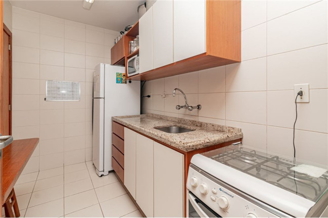 Imagem Imóvel com 3 Quartos à Venda, em Chácara Das Pedras - Porto Alegre Imagem Imóvel com 3 Quartos à Venda, em Chácara Das Pedras - Porto Alegre