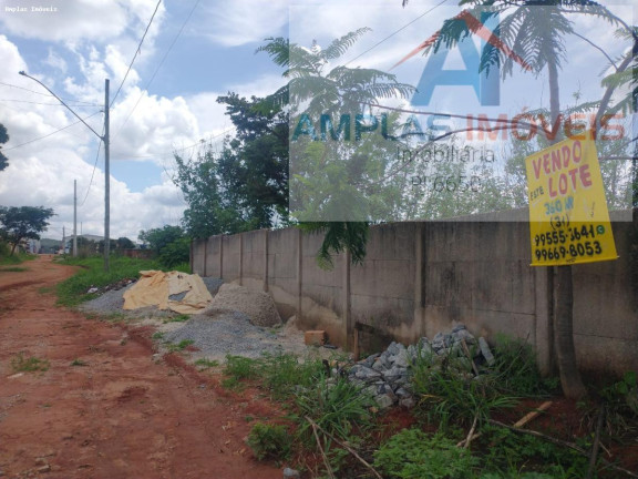 Imagem Terreno à Venda, 360 m² em Planalto - Mateus Leme