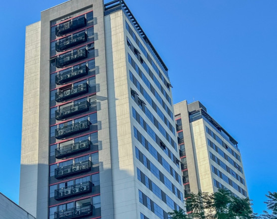 Imagem Imóvel com 1 Quarto à Venda,  em Petrópolis - Porto Alegre