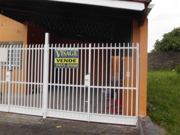 Casa com 3 Quartos à Venda,  em Jd. Do Portal - Jacareí