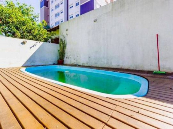Imagem Casa com 3 Quartos à Venda, 146 m² em Jardim Itu - Porto Alegre Imagem Casa com 3 Quartos à Venda, 146 m² em Jardim Itu - Porto Alegre