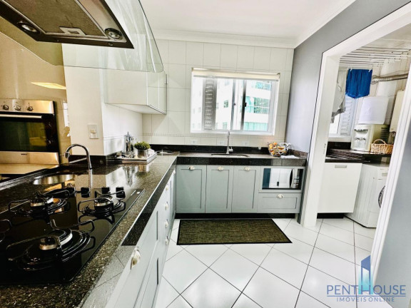 Imagem Apartamento com 3 Quartos à Venda, 135 m² em Centro - Balneário Camboriú Imagem Apartamento com 3 Quartos à Venda, 135 m² em Centro - Balneário Camboriú