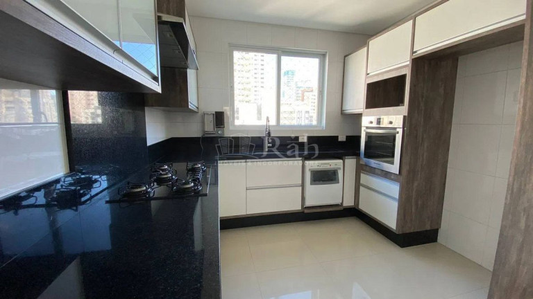 Imagem Apartamento com 3 Quartos à Venda, 138 m² em Centro - Balneário Camboriú