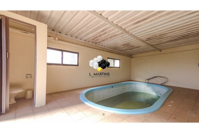 Imagem Casa com 8 Quartos à Venda, 1.278 m² em Glória - Porto Alegre Imagem Casa com 8 Quartos à Venda, 1.278 m² em Glória - Porto Alegre