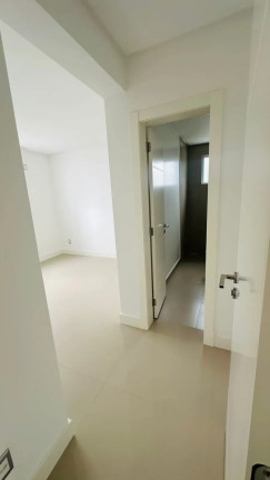 Imagem Apartamento com 4 Quartos à Venda, 149 m² em Pioneiros - Balneário Camboriú Imagem Apartamento com 4 Quartos à Venda, 149 m² em Pioneiros - Balneário Camboriú