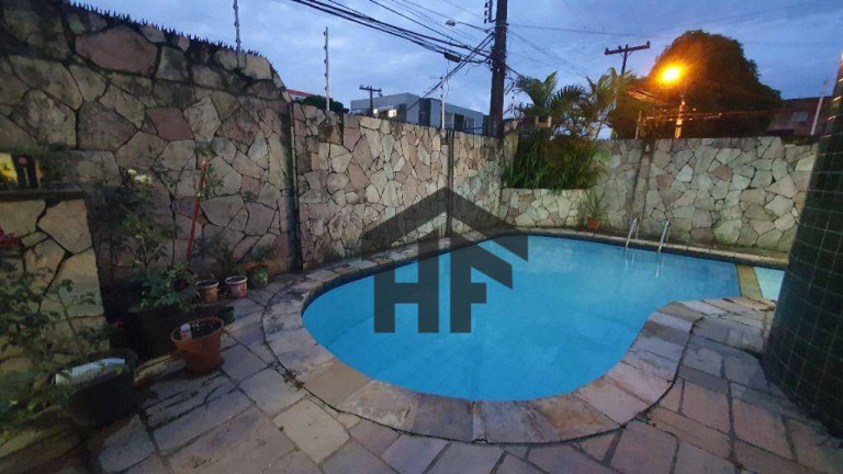 Imagem Casa com 4 Quartos à Venda, 281 m² em Jardim Atlântico - Olinda