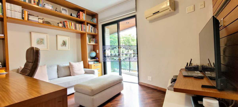 Imagem Apartamento com 4 Quartos à Venda, 240 m² em Lagoa - Rio De Janeiro Imagem Apartamento com 4 Quartos à Venda, 240 m² em Lagoa - Rio De Janeiro