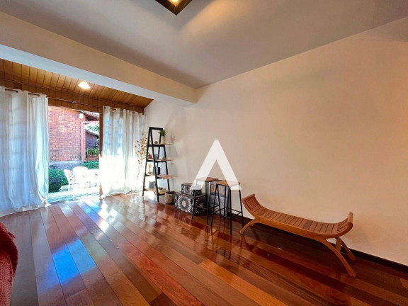 Imagem Casa com 2 Quartos à Venda, 77 m² em Alto - Teresópolis Imagem Casa com 2 Quartos à Venda, 77 m² em Alto - Teresópolis