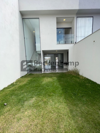 Imagem Casa com 3 Quartos à Venda, em Jardim Belvedere - Volta Redonda Imagem Casa com 3 Quartos à Venda, em Jardim Belvedere - Volta Redonda