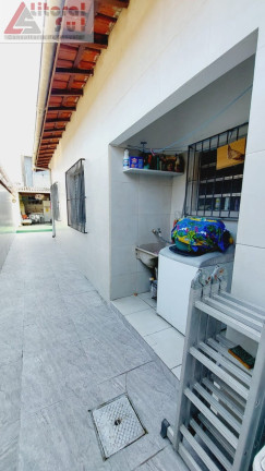 Imagem Casa com 3 Quartos à Venda, 130 m² em Maracanã - Praia Grande Imagem Casa com 3 Quartos à Venda, 130 m² em Maracanã - Praia Grande