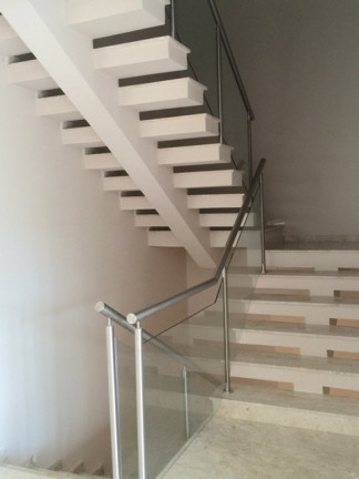 Imagem Sobrado com 4 Quartos à Venda, 315 m² em Jardim Da Serra - Jundiaí