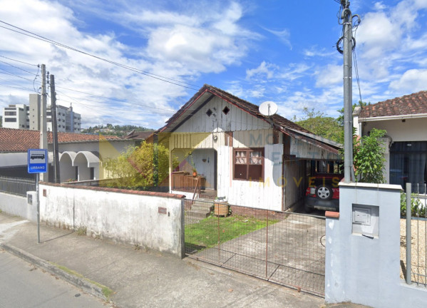 Imóvel à Venda, 308 m² em Escola Agrícola - Blumenau