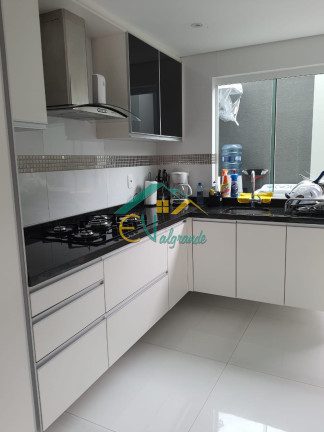 Imagem Sobrado com 3 Quartos à Venda, 128 m² em Bairro Alto - Curitiba Imagem Sobrado com 3 Quartos à Venda, 128 m² em Bairro Alto - Curitiba