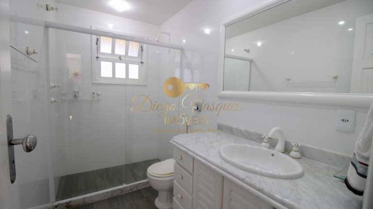 Imagem Casa com 3 Quartos à Venda, 1.300 m² em Comary - Teresópolis Imagem Casa com 3 Quartos à Venda, 1.300 m² em Comary - Teresópolis