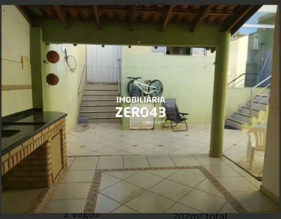 Imagem Casa com 4 Quartos à Venda, 116 m² em Portal De Versalhes 1 - Londrina Imagem Casa com 4 Quartos à Venda, 116 m² em Portal De Versalhes 1 - Londrina
