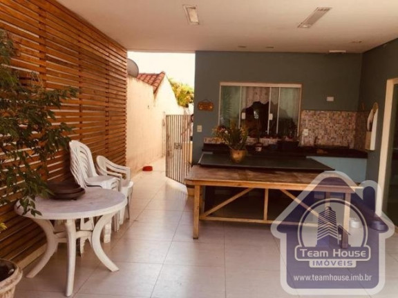 Imagem Sobrado com 3 Quartos à Venda, 236 m² em Parque Do Colégio - Suzano