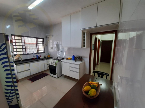 Imagem Casa com 3 Quartos à Venda, 220 m² em Jardim Aeroporto I - Itu
