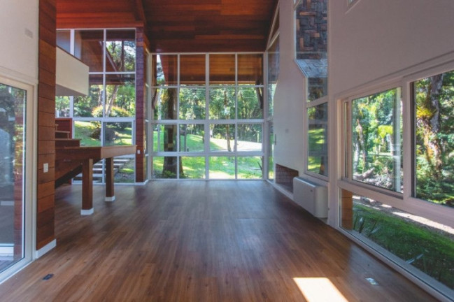 Imagem Casa de Condomínio com 4 Quartos à Venda, 385 m² em Centro - Gramado
