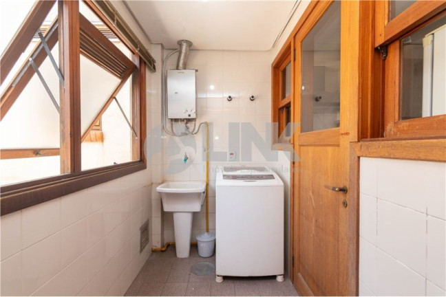 Imagem Imóvel com 3 Quartos à Venda, 236 m² em Moinhos De Vento - Porto Alegre