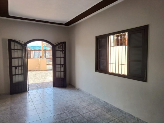 Imagem Casa com 3 Quartos à Venda, 260 m² em Itaóca - Mongaguá