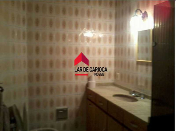 Imagem Apartamento com 2 Quartos à Venda, 65 m² em Copacabana - Rio De Janeiro