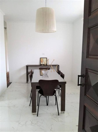 Imagem Casa com 4 Quartos à Venda, 200 m² em Boqueirão - Santos Imagem Casa com 4 Quartos à Venda, 200 m² em Boqueirão - Santos