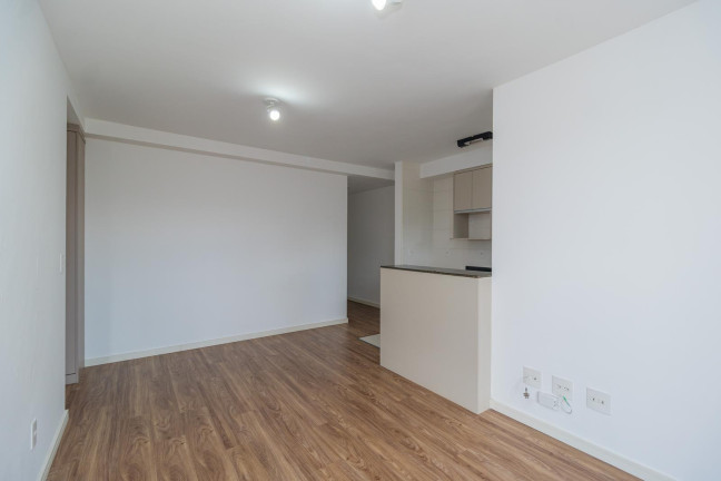 Imagem Apartamento com 1 Quarto para Alugar, 64 m² em Centro - Curitiba Imagem Apartamento com 1 Quarto para Alugar, 64 m² em Centro - Curitiba