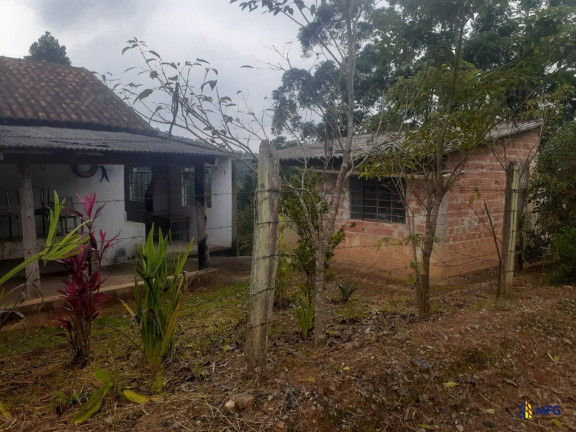 Chácara à Venda, 3.000 m² em Barreiro - Piedade