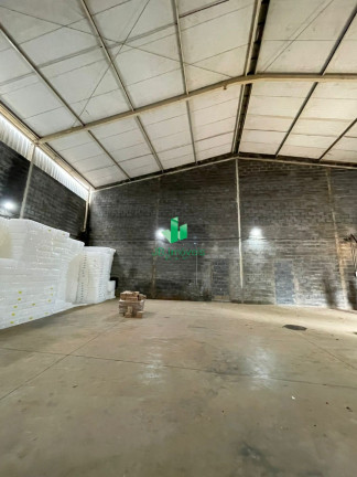Imagem Imóvel para Alugar, 300 m² em Monte Carmelo - Montes Claros