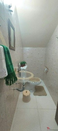 Imagem Sobrado com 4 Quartos à Venda, 253 m² em Centro - Torres